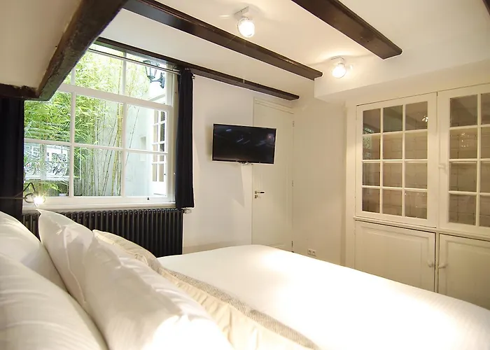 Bed & Breakfast Zandberg - Canal View Amsterdam