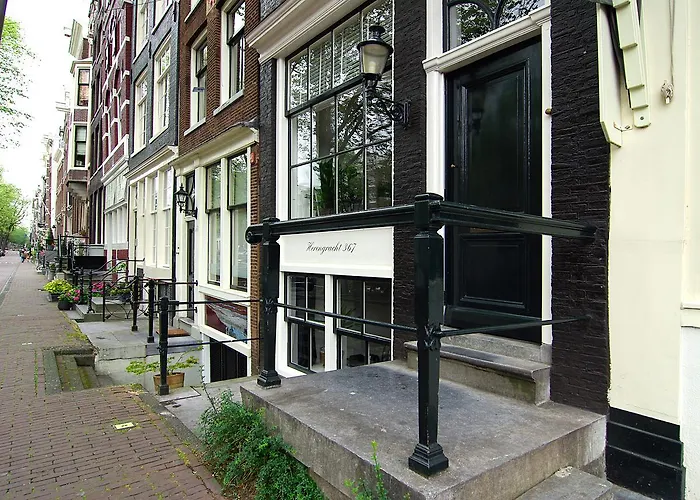 Zandberg - Canal View