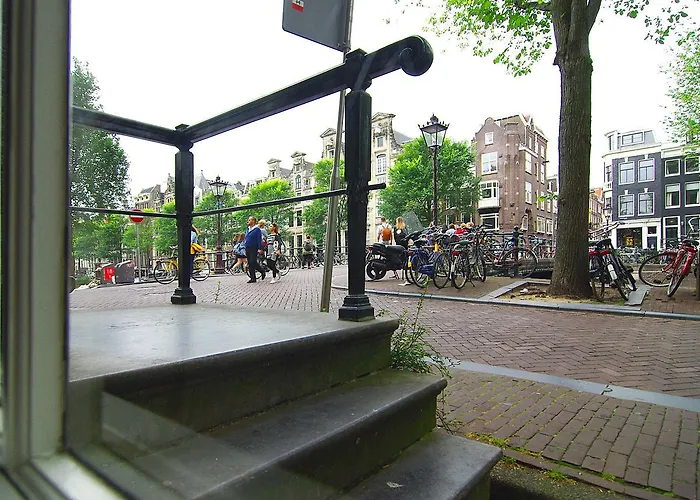 Zandberg - Canal View Bed & Breakfast Amsterdam